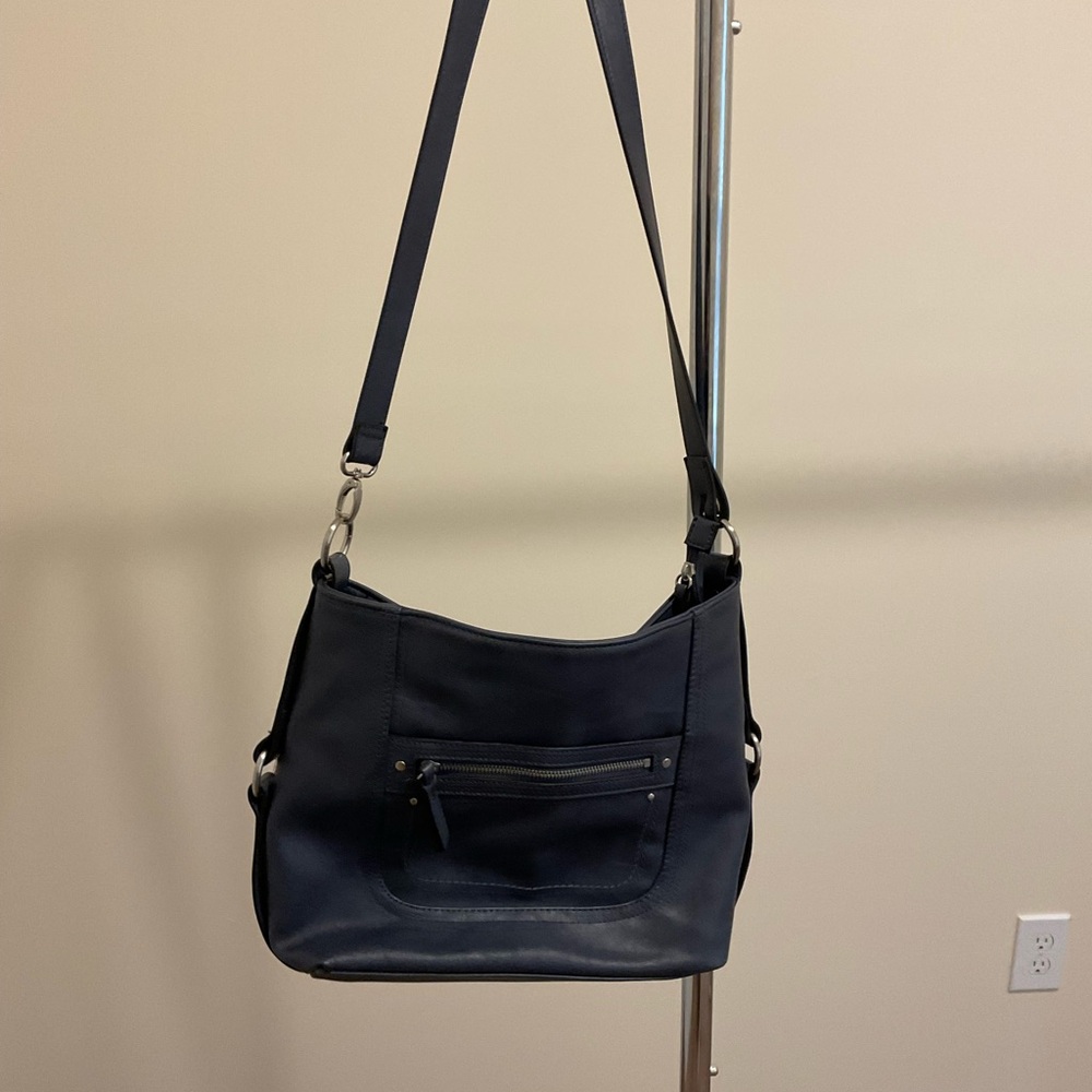 Elegant Navy Shoulder Bag